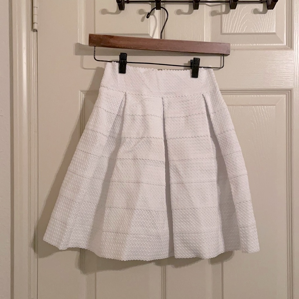 Charlotte Russe a—line skirt white